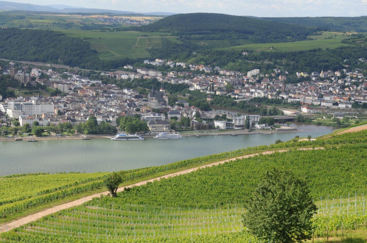 Hotel Krone Ruedesheim Рюдесгайм-ам-Райн Екстер'єр фото